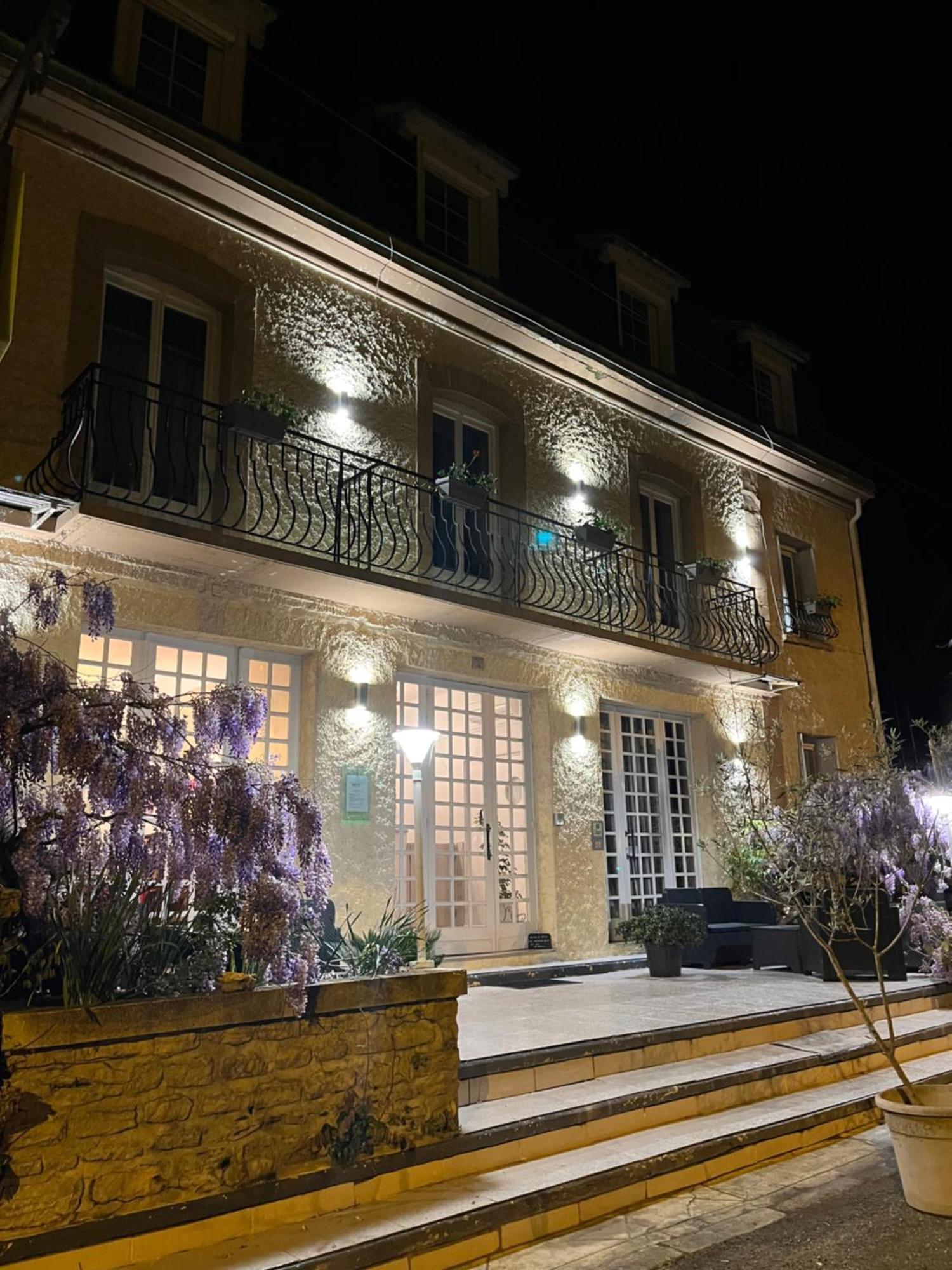 Logis Hotel Restaurant Le Lascaux Montignac-Lascaux Buitenkant foto