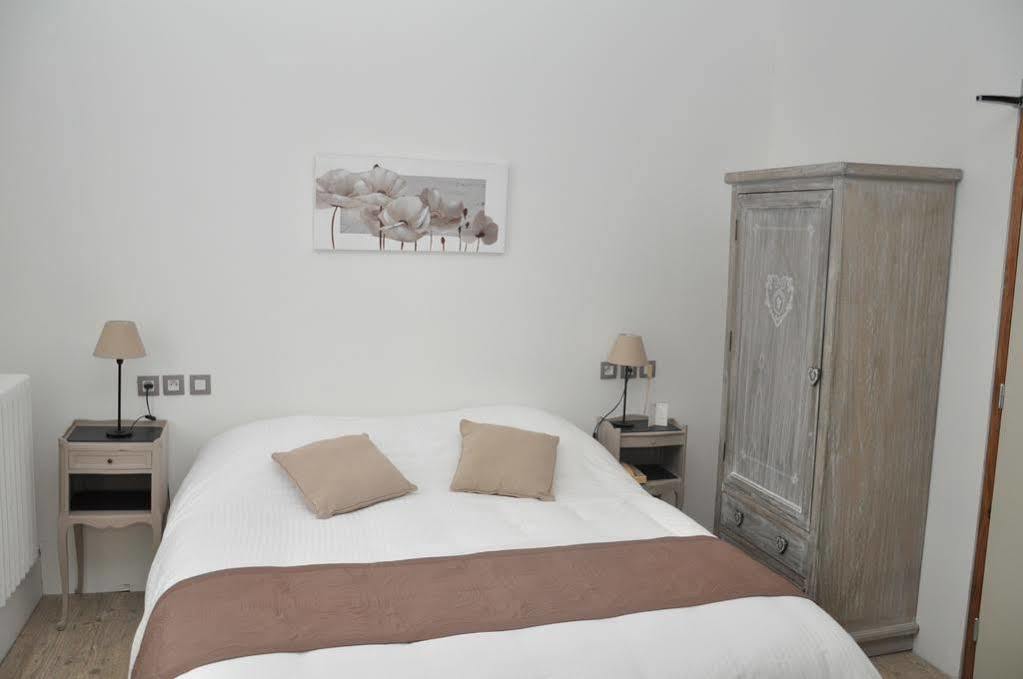 Logis Hotel Restaurant Le Lascaux Montignac-Lascaux Buitenkant foto